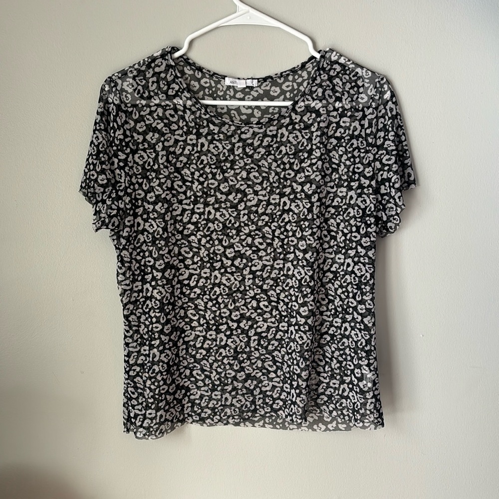 Women’s Top